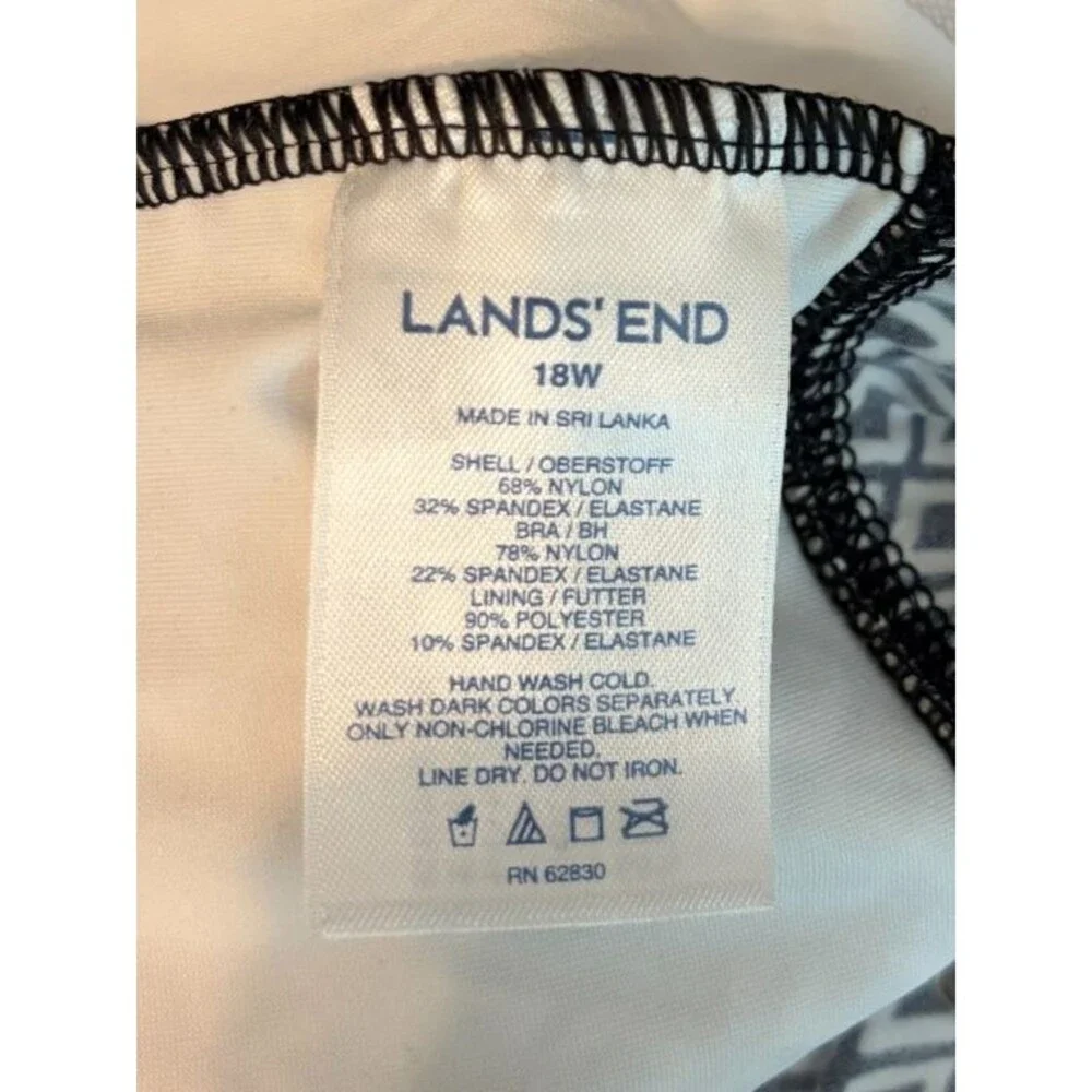 LANDS END Womens SWIMSUIT Black White Padded Bra Adjustable Strap Size 18W